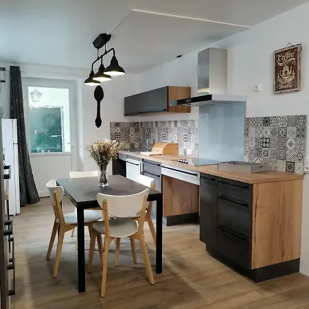 Aux D'estaing Croises, De Montagne Accessible A Tous *